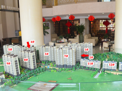 出售日出香山电梯房3室2厅2卫115平米73万住宅