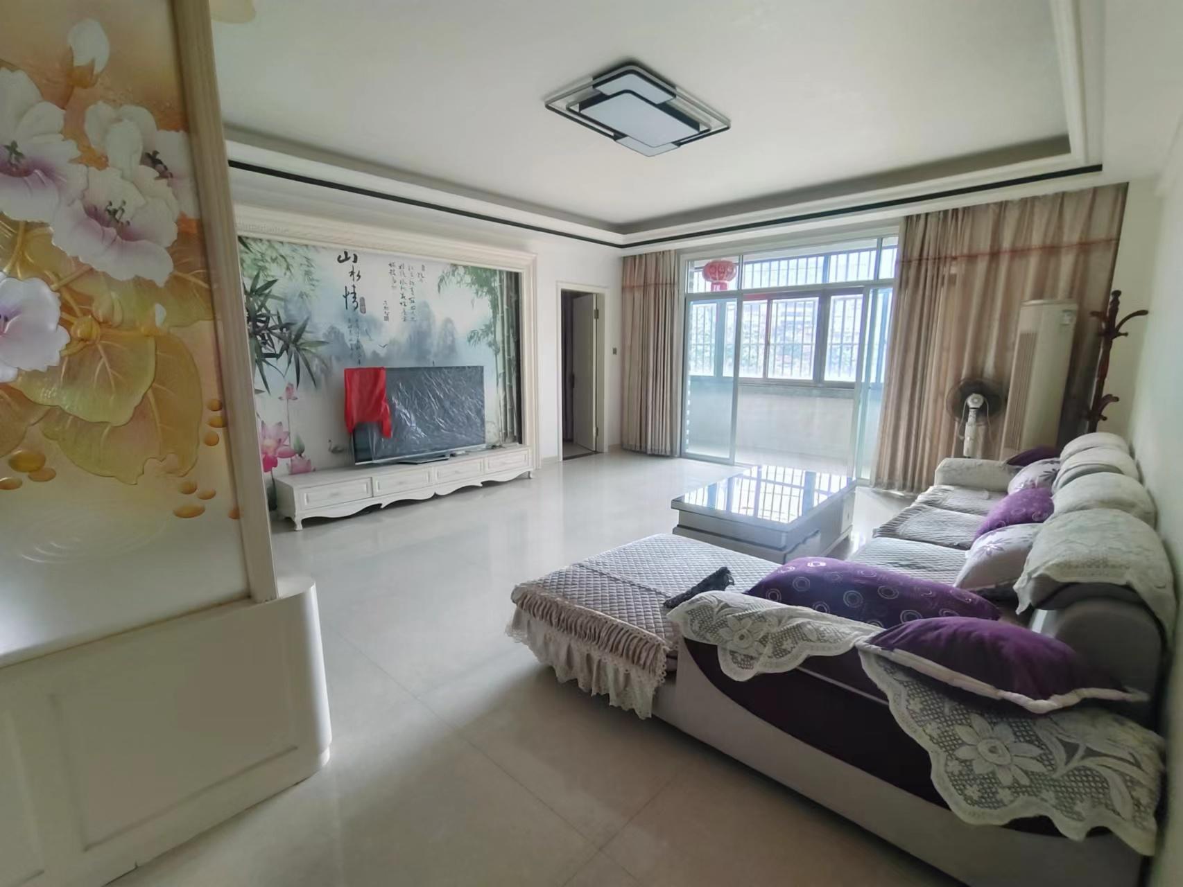 出租水岸菁华 3室2厅2卫150平米1500元/月住宅